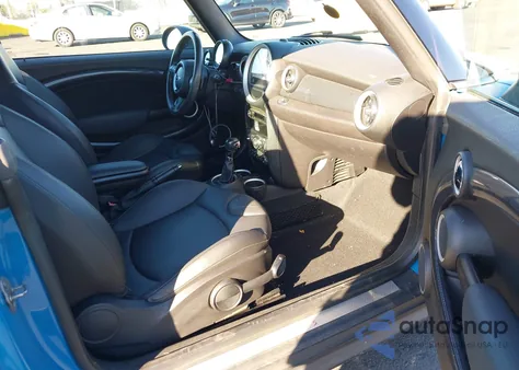 2013 Mini Convertible Cooper S из США, поврежденный, VIN WMWZP3C56DT705768